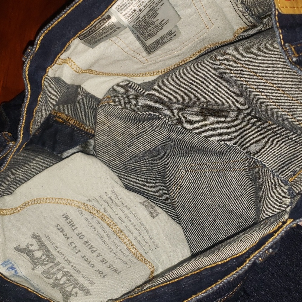 Levi Strauss & Co. Jeans Size 40 x 30 Professionally Hemmed to waist 40 from 42